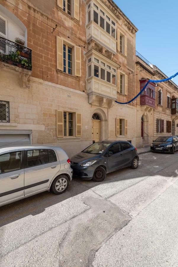 Traditional Maltese Townhouse Hotel Sliema Exterior photo